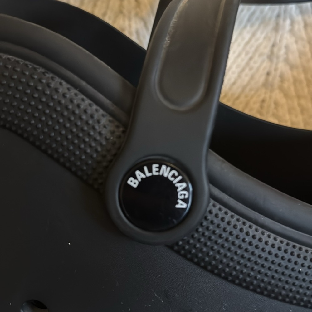 Balenciaga crocs tote- black - Picture 2 of 6